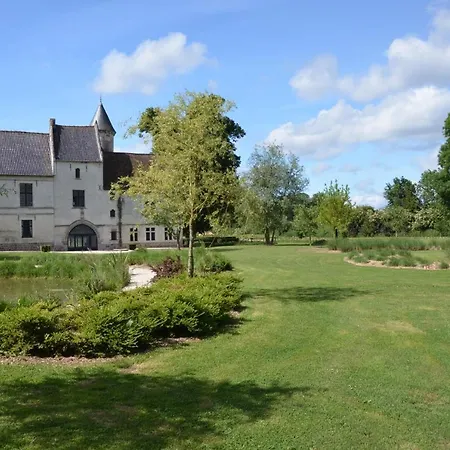 Manoir De Fermont Bed and breakfast *